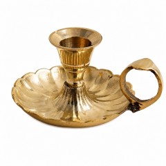 Латунный подсвечник с фигурным блюдцем и ручкой